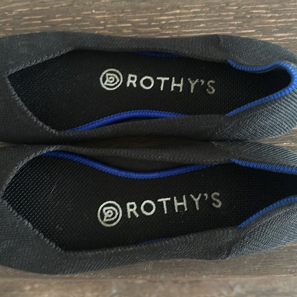 Rothy’s Size 6 Black - Picture 2 of 5